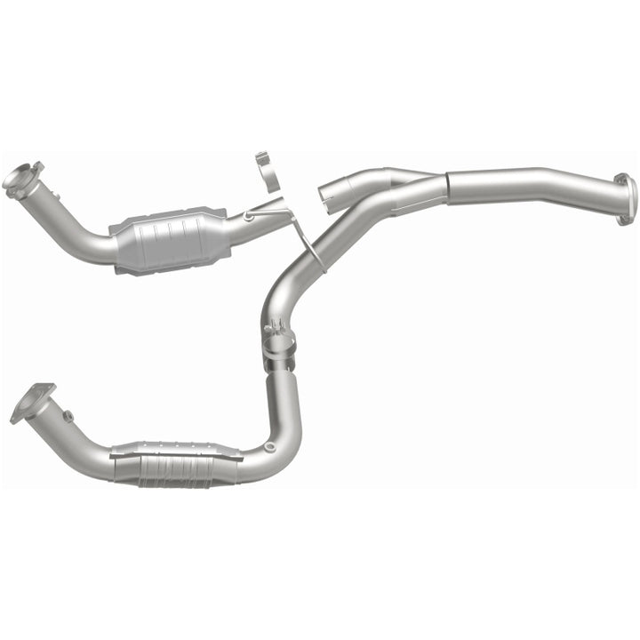 MagnaFlow Direct-Fit Catalytic Converter Chevy Silverado GMC Sierra 2500HD/3500HD