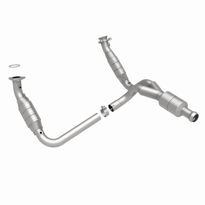MagnaFlow Direct-Fit Catalytic Converter GMC Sierra 1500 V6 - Easy Install