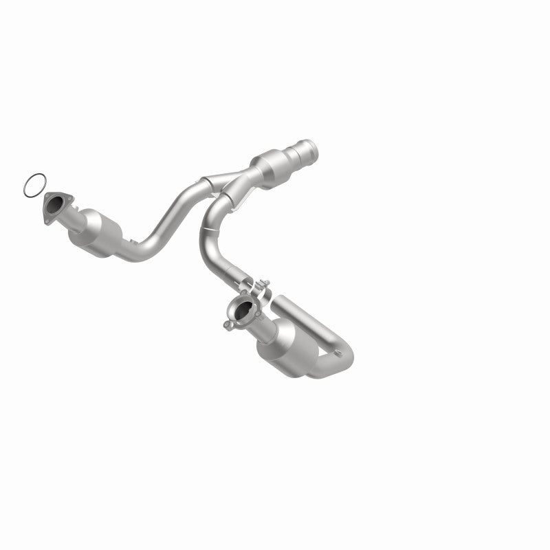 MagnaFlow Direct-Fit Catalytic Converter for 2015 GMC Yukon XL V8 6.2L - Easy Install
