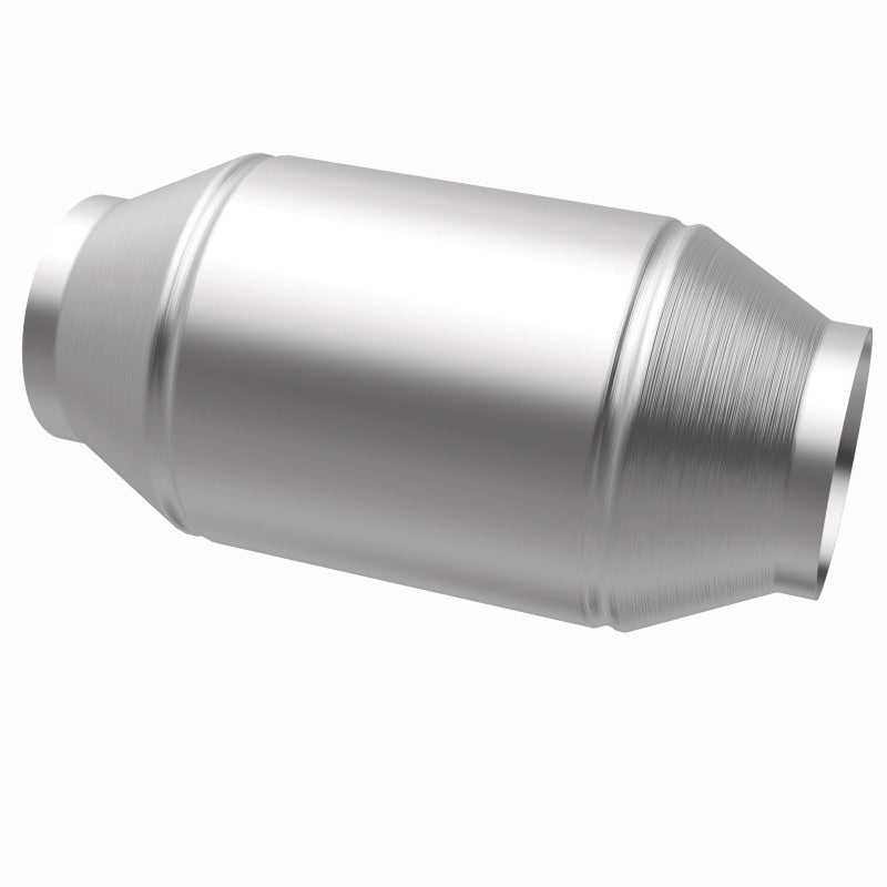 MagnaFlow Conv Universal 2.50 inch C/C CA Pre-OBDII In Stock