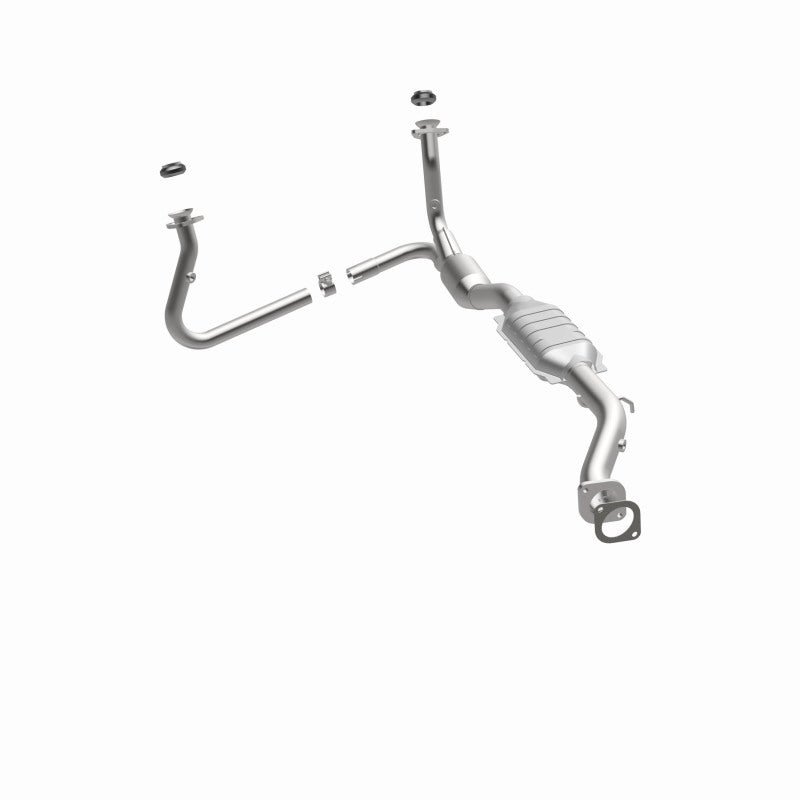 MagnaFlow Direct-Fit Catalytic Converter 01-05 Chevy Blazer 4.3L 4WD - Free-flow Design