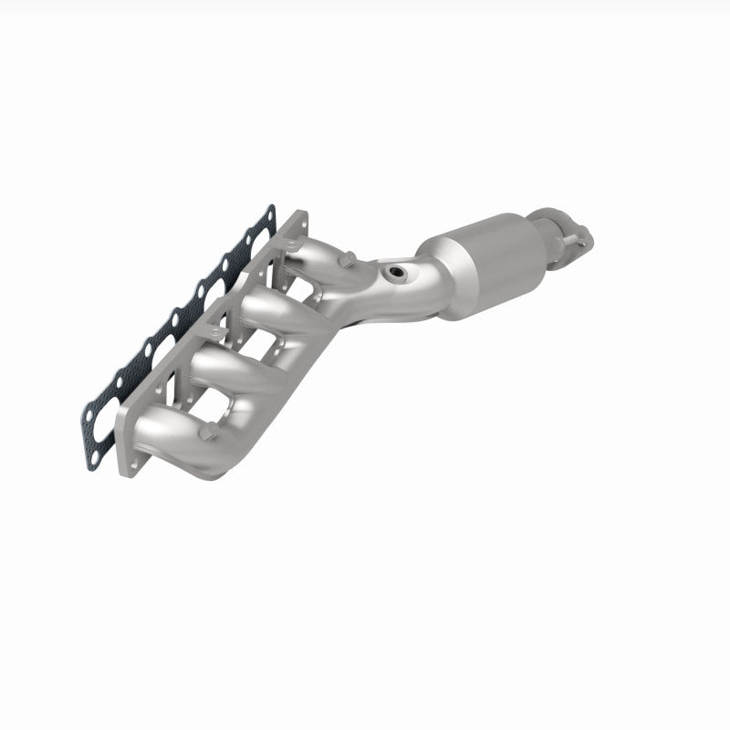 Magnaflow Direct Fit Catalytic Converter 05-06 Nissan Titan 5.6L - OneFastShop