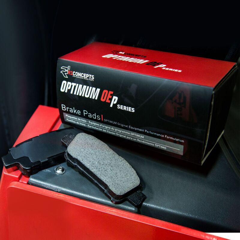 R1 2003-2008 Infiniti G35 Front R1 Optimum OE Pads & Hardware Kit