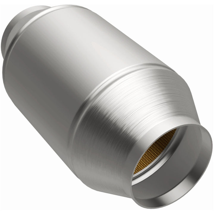 Magnaflow Universal Catalytic Converter 2.50 Inch C/C CA Pre-OBDII for 1982-1995 Dodge Isuzu Models