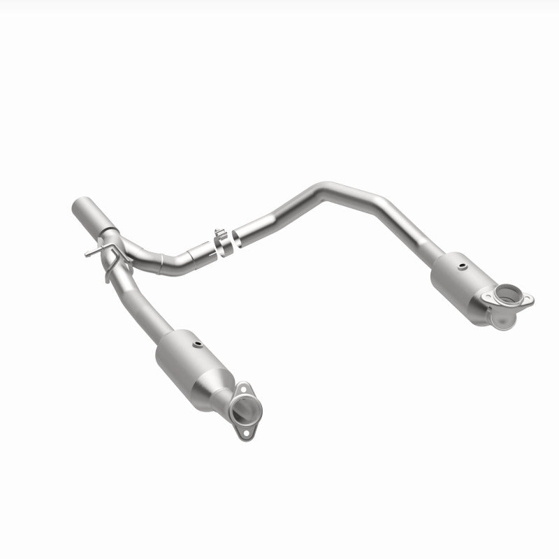 Magnaflow Direct Fit Catalytic Converter 280014 for 17-18 Ford E-350 6.8L - OneFastShop