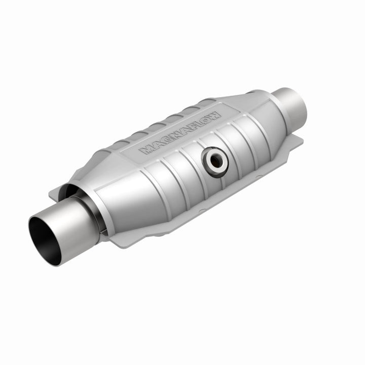 MagnaFlow Conv Univ 2.5 OBDII Rear Mid-Bed 02 In Stock