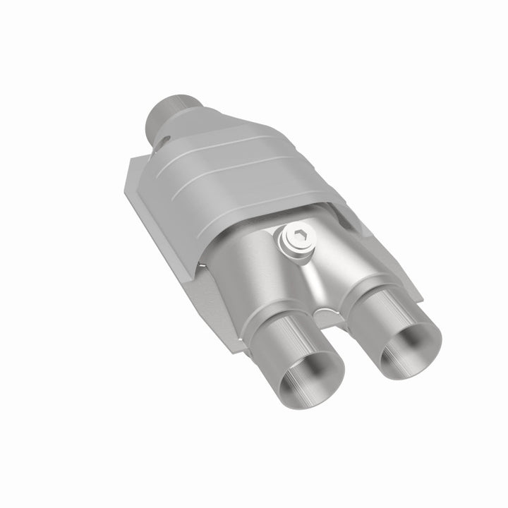 MagnaFlow Conv Universal 2.5/2 Single/Dual O2 In Stock