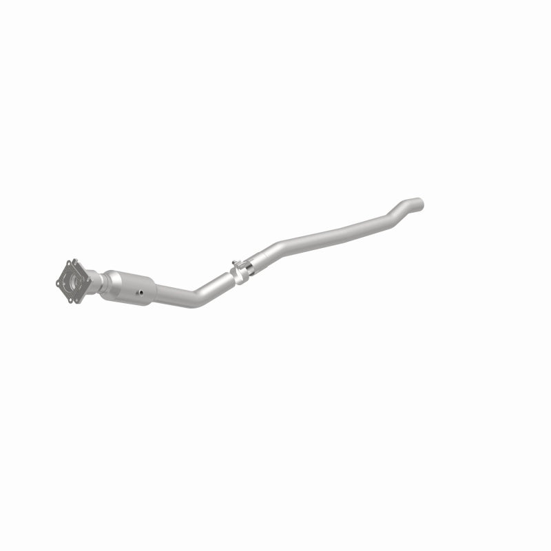 Magnaflow 2005 Dodge Grand Caravan 3.3L Catalytic Converter - CARB Compliant & Easy Install