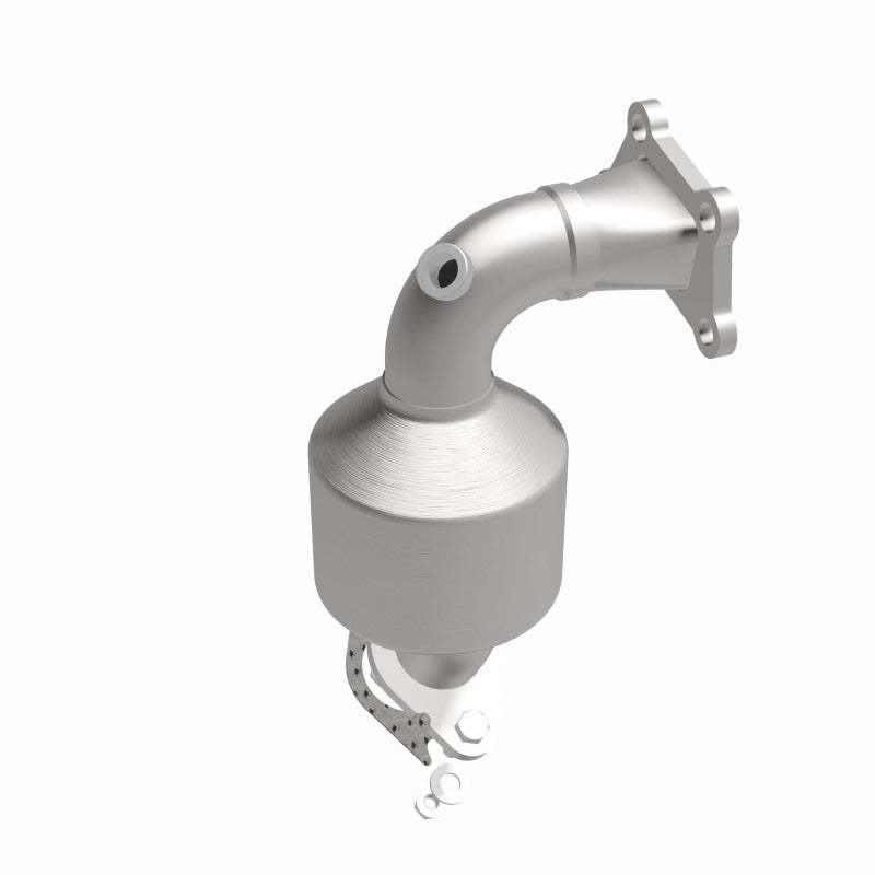 Magnaflow Conv DF 2012-2014 Equinox 3 3.6 L Underbody In Stock