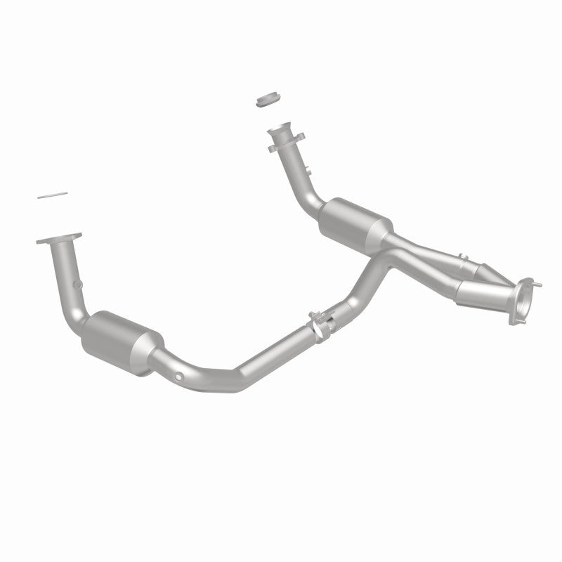 MagnaFlow Conv Direct Fit OEM 2005 GMC/Silverado Underbody Easy Install