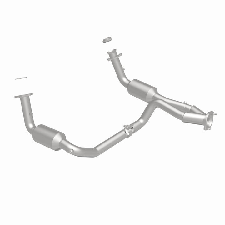MagnaFlow Conv Direct Fit OEM 2005 GMC/Silverado Underbody Easy Install