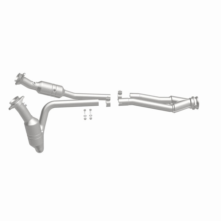 Magnaflow Direct Fit Catalytic Converter for 15-17 Ford Transit-150 3.7L