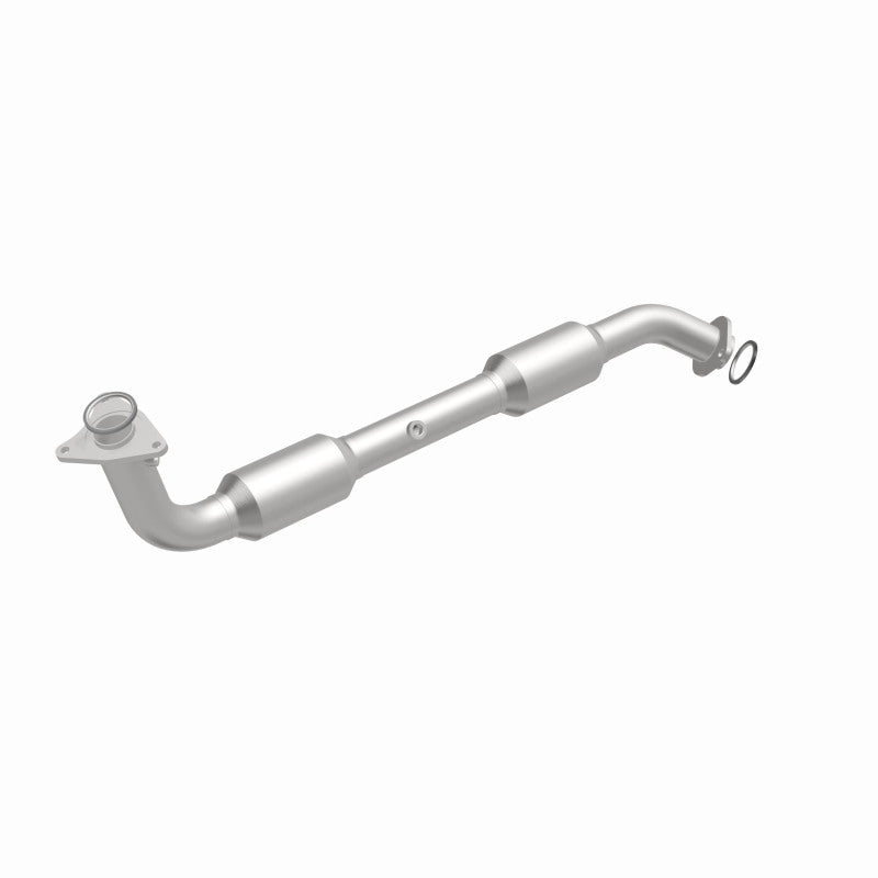 MagnaFlow Direct Fit Catalytic Converter for 13-15 Land Cruiser