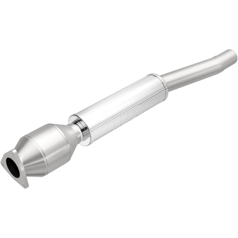 MagnaFlow Federal Driver Side Direct-Fit Catalytic Converter - Volkswagen Phaeton 4.2L 2004-2006