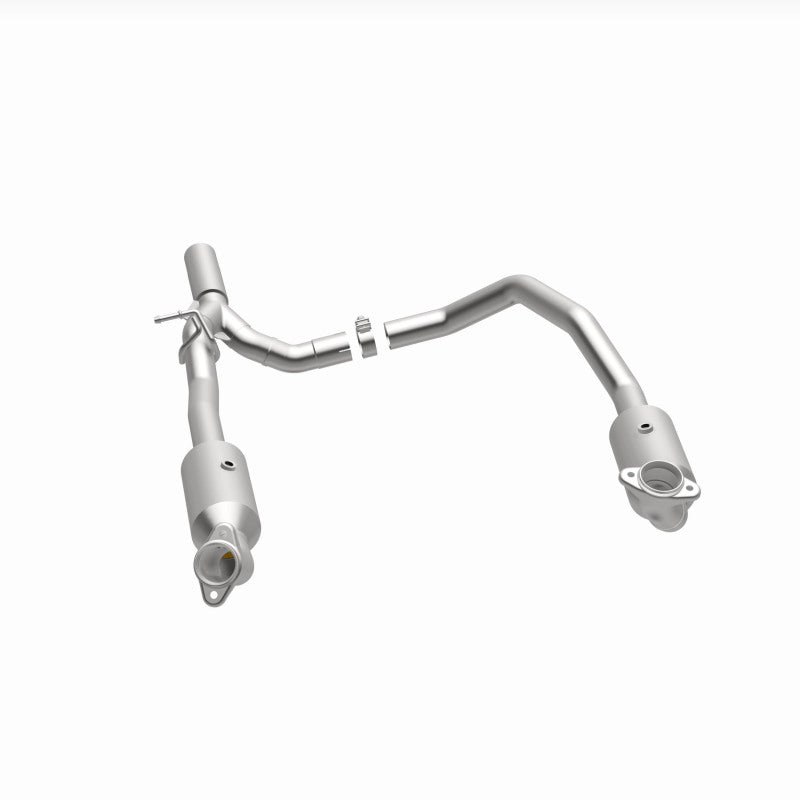 Magnaflow Direct Fit Catalytic Converter 280014 for 17-18 Ford E-350 6.8L - OneFastShop