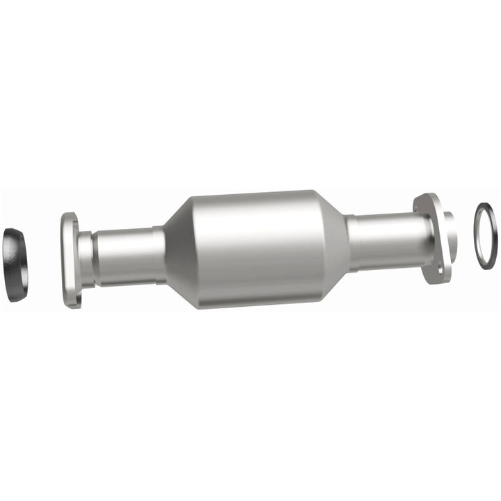 Magnaflow 11-15 Sienna 3.5 Underbody Converter - Easy Installation & OEM Grade