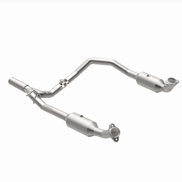 Magnaflow Direct Fit Catalytic Converter 280014 for 17-18 Ford E-350 6.8L - OneFastShop