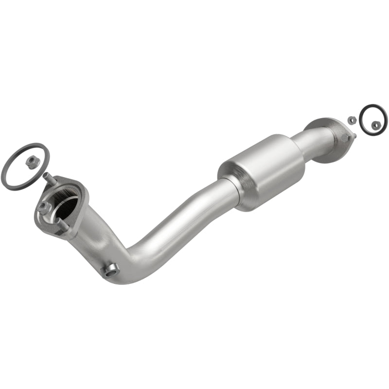 Magnaflow Catalytic Converter DF 13-15 RAV4 2.5 Underbody Direct-Fit OEM Replacement - OneFastShop