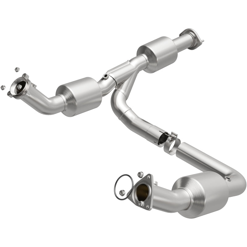 Magnaflow 2018–2020 Chevrolet Express 2500 Single Direct Fit Catalytic Converter - OneFastShop