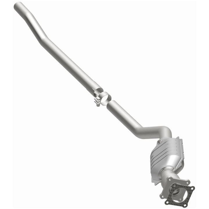 MagnaFlow Catalytic Converter for 01-03 Caravan/Voyager 3.3L - Easy Installation & Quality Performance