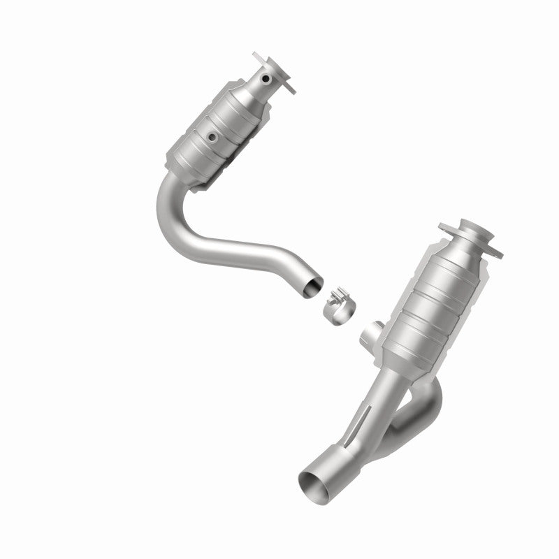 Magnaflow Catalytic Converter for Chrysler Aspen/Dodge Durango - EPA Compliant - Easy Install