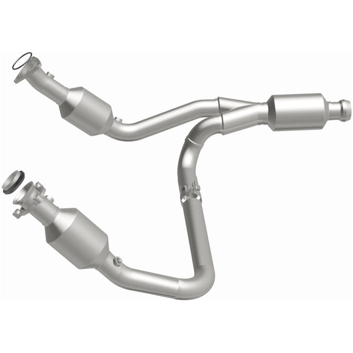 MagnaFlow 14-15 Chevy Silverado 1500 5.3L Catalytic Converter - Easy Install