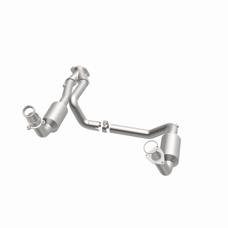MagnaFlow Conv Direct Fit OEM 2005 GMC/Silverado Underbody Easy Install
