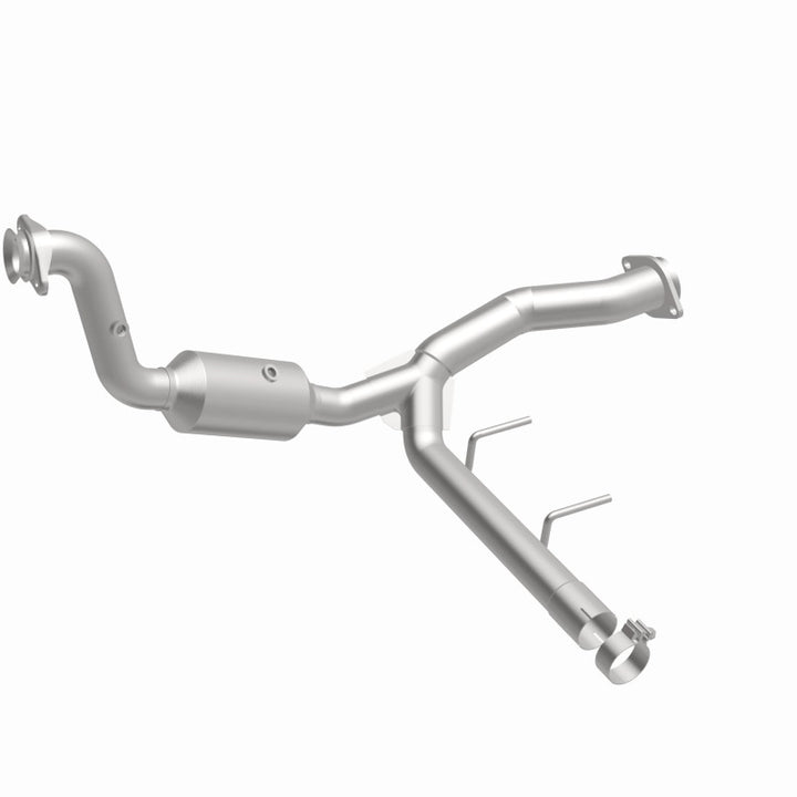 MagnaFlow Direct Fit Catalytic Converter 15-17 Ford F150 2.7L V6