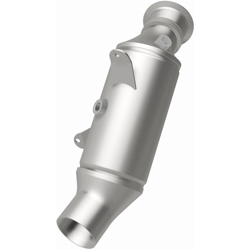 MagnaFlow Conv DF 2015 BMW 640i/740i Underbody Easy Install