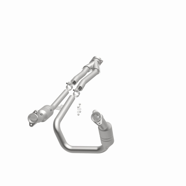 Magnaflow Direct Fit Catalytic Converter for 15-17 Ford Transit-150 3.7L