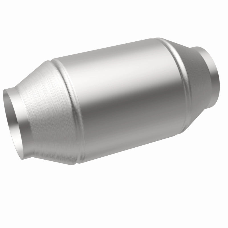 MagnaFlow Conv Universal 2.50 inch C/C CA Pre-OBDII In Stock