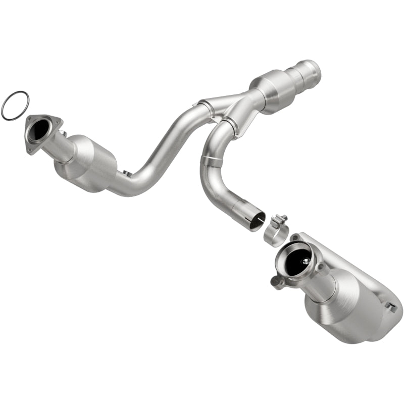 MagnaFlow OEM-Grade Direct-Fit Catalytic Converter - GMC Yukon 2015-2020 6.2L