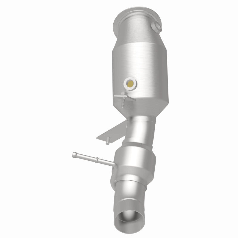 Magnaflow Conv DF 12-14 BMW 528i 2 L Closed Couple Easy Install