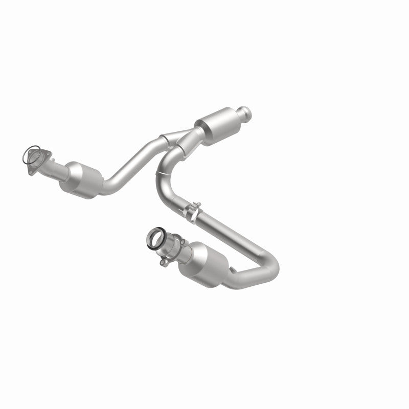 MagnaFlow 14-15 Chevy Silverado 1500 5.3L Catalytic Converter - Easy Install