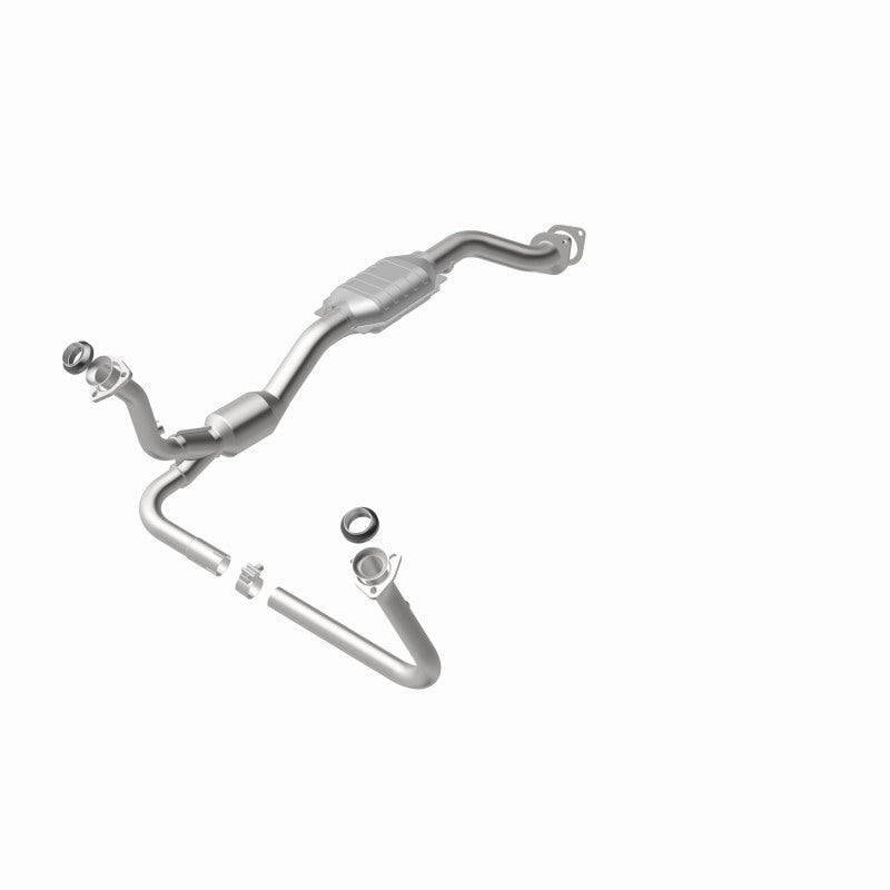 MagnaFlow Direct-Fit Catalytic Converter 01-05 Chevy Blazer 4.3L 4WD - Free-flow Design