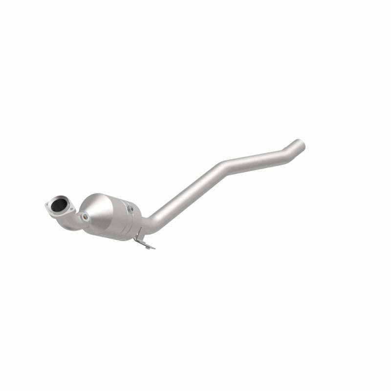 Magnaflow Conv DF 2006-2011 R350 Underbody Easy Install