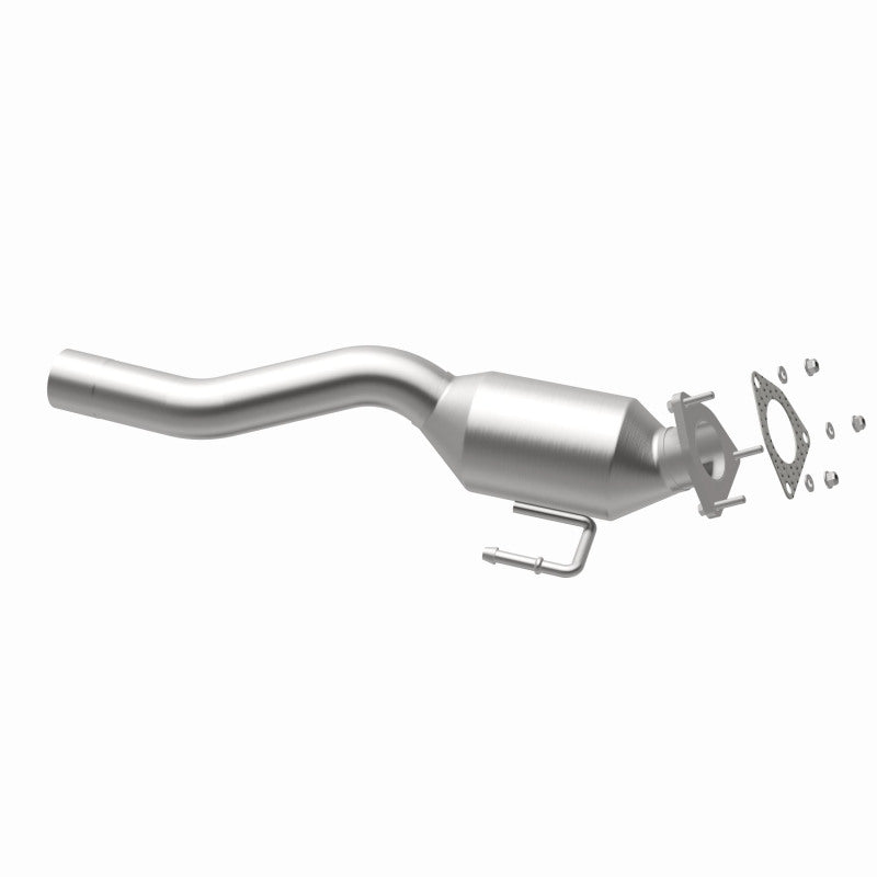 Magnaflow 04-06 Volkswagen Touareg 3.2L Direct Fit Converter - Easy Install