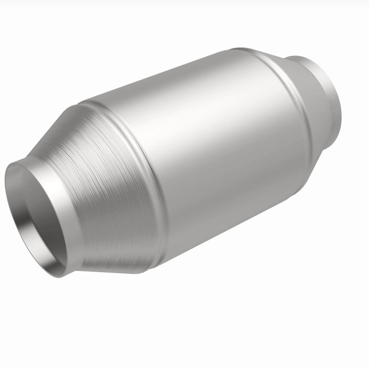 MagnaFlow Conv Universal 2.50 inch C/C CA Pre-OBDII In Stock