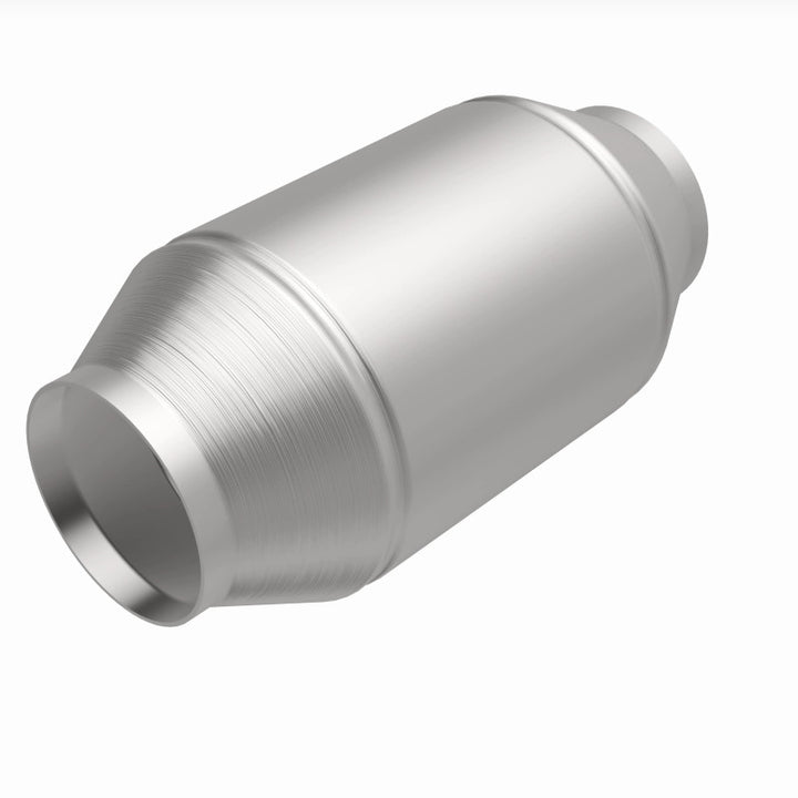 MagnaFlow Conv Universal 2.50 inch C/C CA Pre-OBDII In Stock