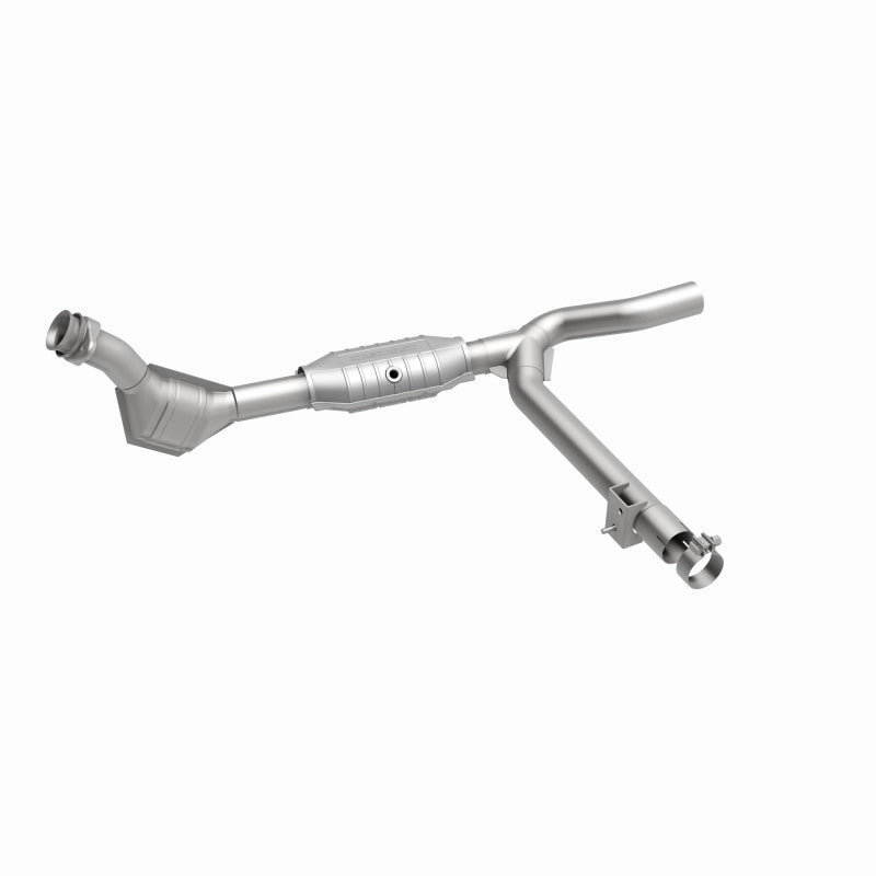 MagnaFlow Catalytic Converter for 99-00 Ford F-150 4.2L - CARB Compliant