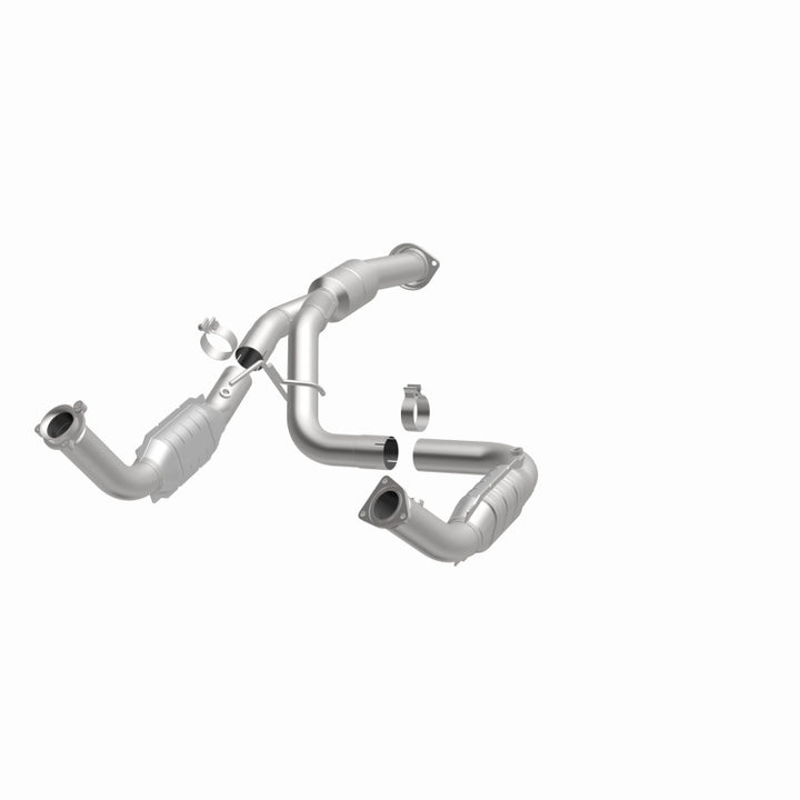 Magnaflow Conv DF 11-13 Chev Silverado 2500 HD/3500 HD 6.0L Catalytic Converter - OEM Grade