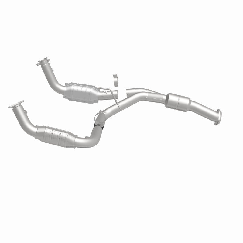 Magnaflow Conv DF 11-13 Chev Silverado 2500 HD/3500 HD 6.0L Catalytic Converter - OEM Grade