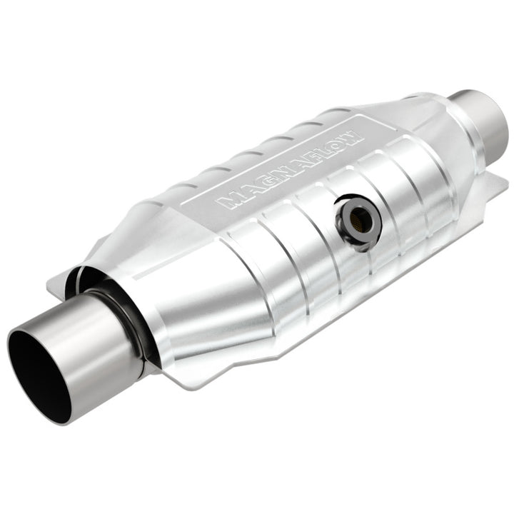 Magnaflow Universal Catalytic Converter 2.5" OBDII Rear Mid-Bed 02
