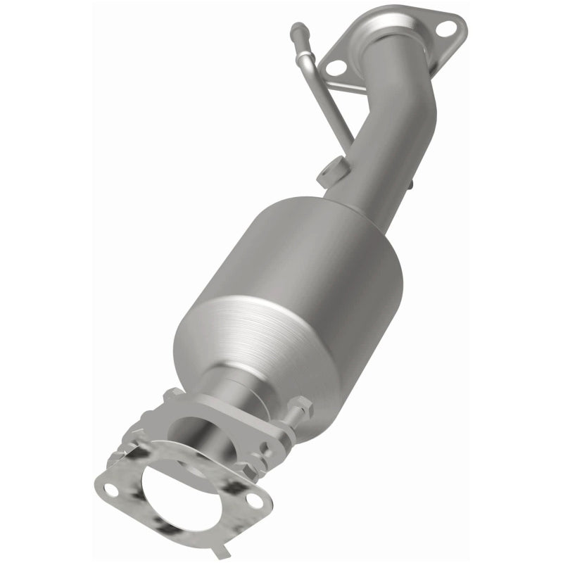 MagnaFlow OEM-Grade Direct-Fit Catalytic Converter - Nissan NV200 2013-2021 - Underbody, image 2