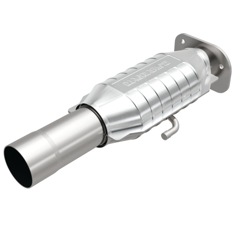 Magnaflow Catalytic Converter - Federal/EPA Compliant DF for GM 86-90 - OneFastShop