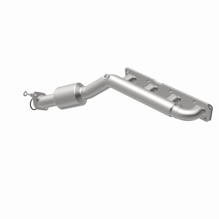 MagnaFlow Direct-Fit Catalytic Converter for 07 Nissan Titan 5.6L - Federal/EPA Compliant