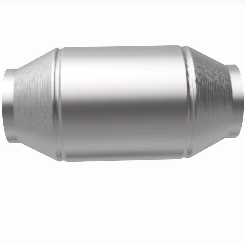 MagnaFlow Conv Universal 2.50 inch C/C CA Pre-OBDII In Stock
