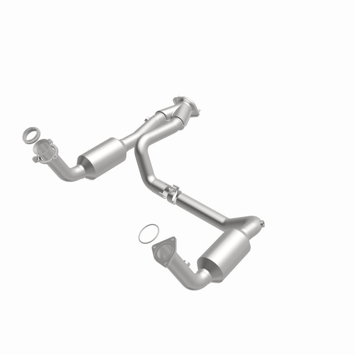 MagnaFlow Conv Direct Fit OEM 2005 GMC/Silverado Underbody Easy Install