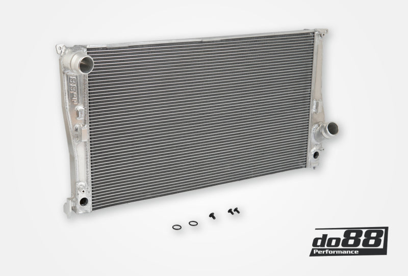 do88 Aluminium Automatic Radiator - BMW 135i / 335i N54/N55 2007-2016
