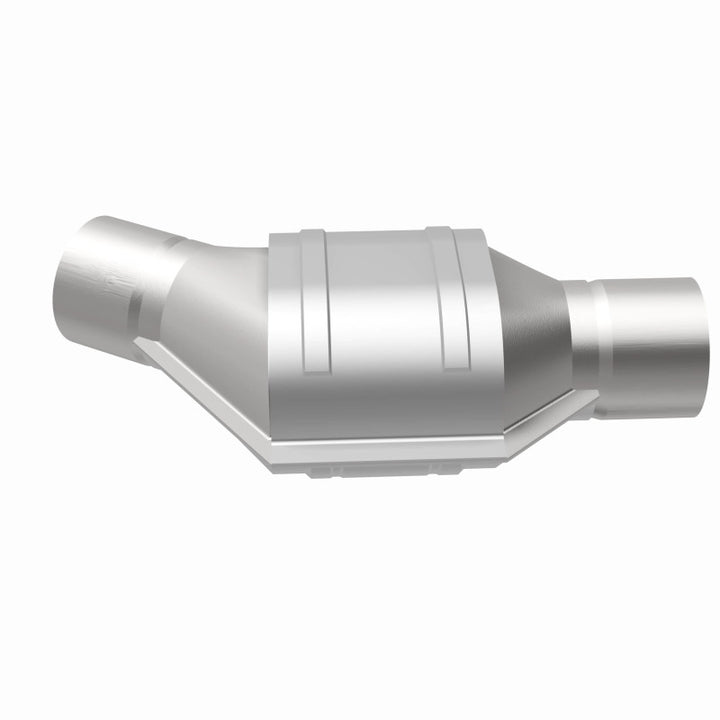 MagnaFlow Conv Universal 2.25 Angled Inlet - Wide Vehicle Compatibility